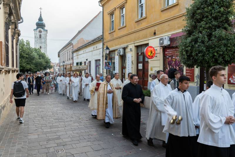 2024_06_02_urnapja pecs_90.jpg